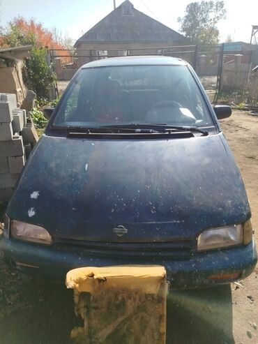 хюндай грандиор: Nissan Prairie: 1992 г., Универсал