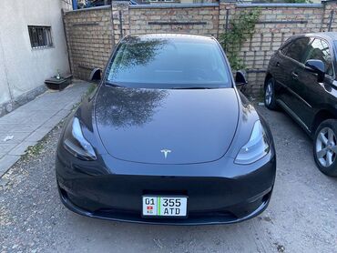Tesla: Продаю Tesla Model Y Три ряда сидений 2024 год выпуска Пробег 4500