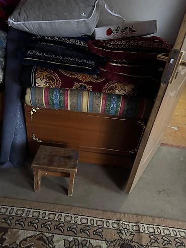 Спальные гарнитуры: Набор мебели для дома: - Шкаф трёхстворчатый с зеркалами: центральная — 10