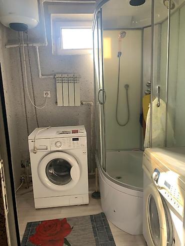 Продажа коттеджей и домов: Продаётся дом 3ком+длинный коридор,топка, кладовая, санузел — 7