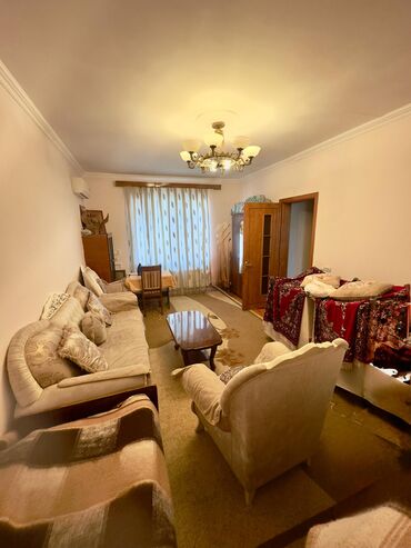 Uzunmüddətli kirayə mənzillər: Çağiriş Məntəqəsinin Yanında Ev Əşyalar Bəzilirini Saxlamaq Qiymətdə -da lalafo.az — 10 Uzunmüddətli kirayə mənzillər: Çağiriş Məntəqəsinin Yanında Ev Əşyalar Bəzilirini Saxlamaq Qiymətdə — 10