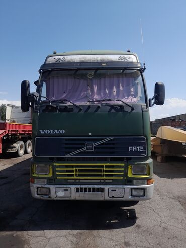 дом на колесах трейлер: Жүк ташуучу унаа, Volvo, Стандарт, Колдонулган