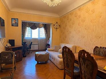 ev satisi: Bakı, Yasamal, 2 otaqlı, Köhnə tikili, m. Elmlər Akademiyası, 65 kv. m — 1