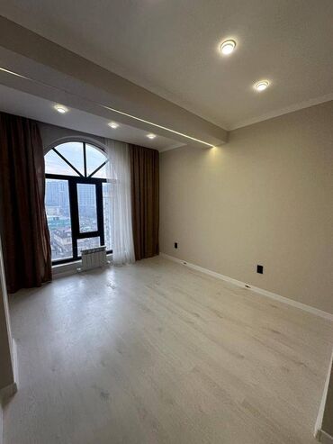 Продажа квартир: 2 комнаты, 56 м² — 1