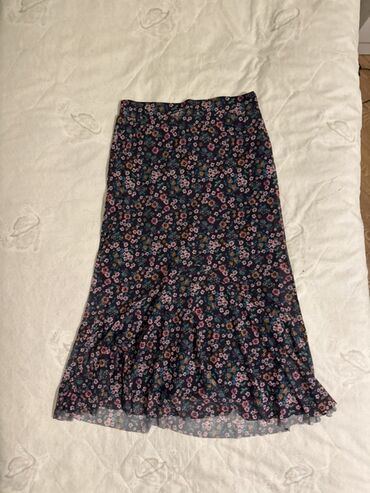 Ətəklər: Midi Ətək, S — 10