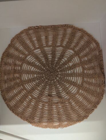 Другой текстиль: Большая вязаная салфетка 62 см. Мягкие нитки. приятная на ощупь. Цены — 10