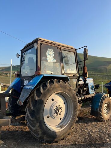 Traktorlar: Belarus 892 traktor - Marka/model: Belarus 892 - Yanacaq: dizel - Tam — 4