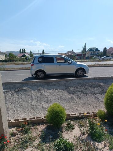 Mazda: Mazda Demio: 2003 г., 1.3 л, Автомат, Бензин, Универсал