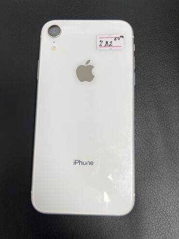 Apple iPhone: IPhone Xr, Б/у, 64 ГБ, Белый, Чехол, 82 %