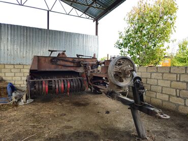 işlənmiş traktor: Tam işlək vəziyyətdədir. Karopka 7 dişdir. Pres