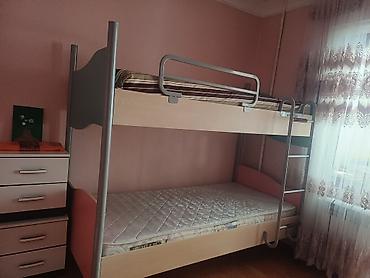 İki mərtəbəli çarpayı - Material: ağac rəngli laminat + möhkəm metal