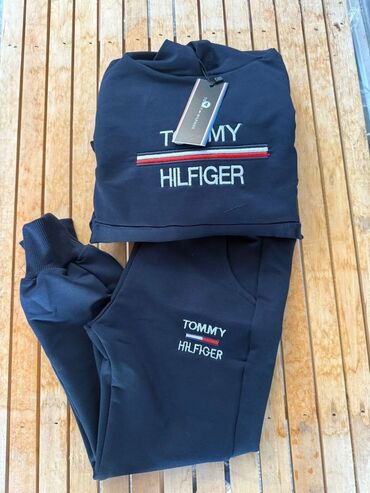 Komplet trenerke: Moderna dečija trenerka od pamuka, idealna za svakodnevne aktivnosti i — 8