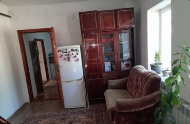 Продажа домов: Дом, 32 м², 4 комнаты, Собственник, Старый ремонт — 4