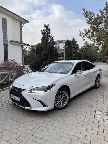 Lexus: Lexus ES: 2020 г., 2.5 л, Вариатор, Гибрид, Седан — 2
