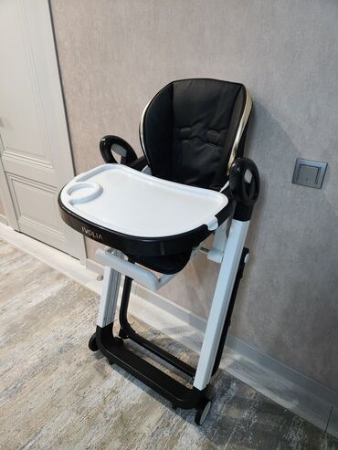 justin стульчик для кормления: Тамактандыруучу отургуч, Колдонулган, Башка бренд, Трансформер, түсү - Кара, Өзү алып кетүү