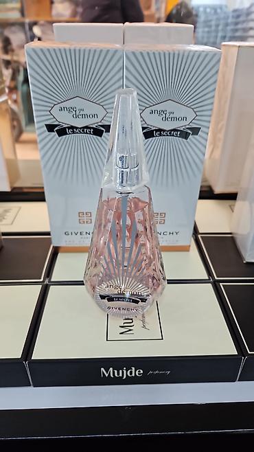 Ətriyyat: A class ətirlər Qiymətlər 50 azn,60azn,80azn,100azn Qoxusu mükəmməl — 19