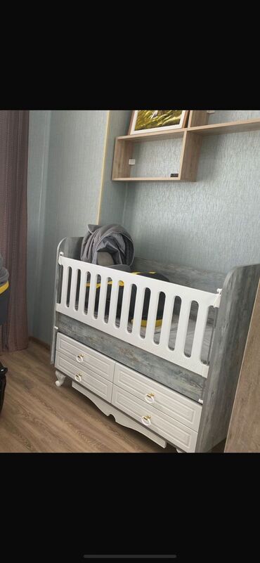 Mebel: Oğlan və qız üçün, Yeni, Dördbucaq, Beşik, Dəst ilə, Matras ilə, Yellənmə mexanizm ilə