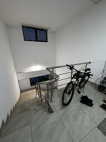 Продажа квартир: 4 комнаты, 147 м², 4 этаж, Косметический ремонт — 16