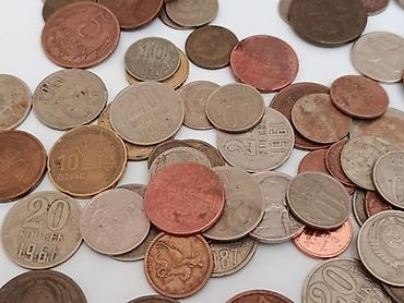 mis samovarlar: Böyük qarışıq dünya sikkələri kolleksiyası1000 -ə yaxın pul sikkəsi - — 10