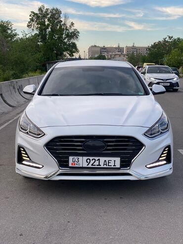 Hyundai Sonata: 2018 г., 2 л, Автомат, Газ, Седан