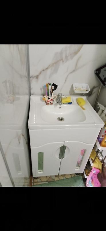 частный дома: 5 комнат, 72 м², 4 соток, Бишкек, Ак-Ордо 3 ж/м Собственник — 5