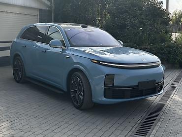 трактор 82 1: Lixiang L7: 2025 г., 1.5 л, Автомат, Гибрид, Кроссовер — 1