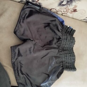 İdman dəstləri: Venum dəst. Təzə kimidi az işlənib səliqəli işlənib. Əlcək-30m, Fut 40 — 22