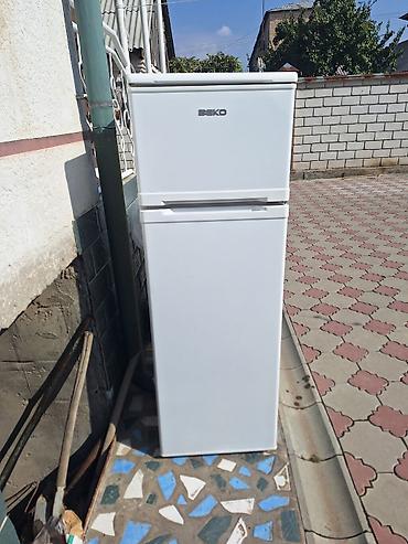 ps3 internet: Холодильник Beko, двухкамерный, классический белый цвет. Особенности — 1