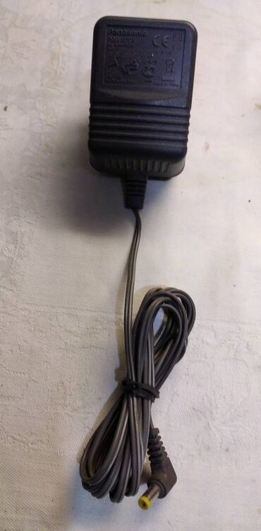 Fiksni telefoni: Panasonic bezicni telefon duo KX-TG7100FX sa 2 slusalice,generalno — 6