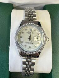 Ručni satovi: Satovi muški ženski,uniseks Cena:2500din (sa kutijom običnom) — 2