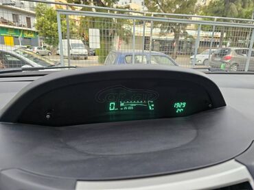 Toyota: Toyota Yaris: 1.3 l. | 2009 έ. Χάτσμπακ — 12