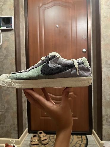блейзеры найк: Мужские кроссовки, 42, Nike, Б/у, цвет - Серый — 2