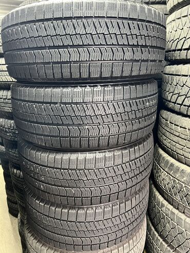 Шины: Шины 205 / 50 / R 17, Зима, Б/у, Комплект, Легковые, Япония, Bridgestone