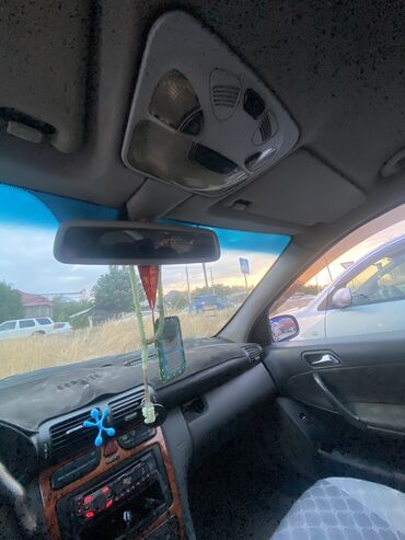 Mercedes-Benz: Mercedes-Benz C-Class: 2002 г., 2.2 л, Механика, Дизель, Седан — 6