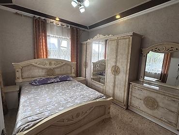 Спальные гарнитуры: Жалал-Абад шаары Срочно сатылат Спальный гарнитур в классическом — 2