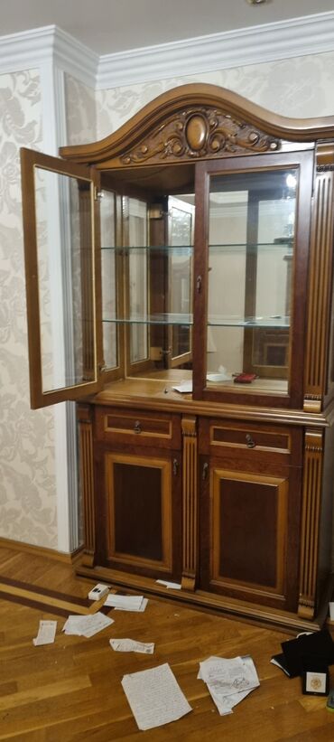 Qonaq otağı dəstləri: İşlənmiş — 3