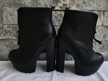 Čizme: Čizme, 35 — 7