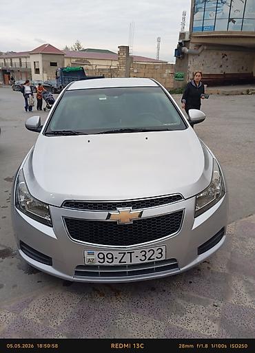 cruze diffuser: Chevrolet Cruze: 1.4 l | 2011 il 97000 km Sedan — 3
