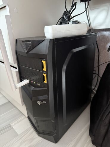 Настольные ПК и рабочие станции: 1 il evvel ANCAQ SİSTEM BLOKUNU - 800 manata almışam Sistem Blok