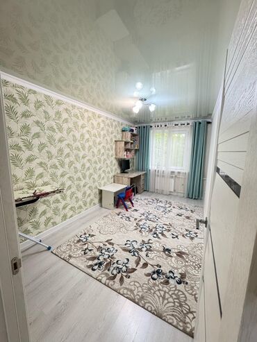 Продажа квартир: 3 комнаты, 58 м², 104 серия, 4 этаж, Евроремонт