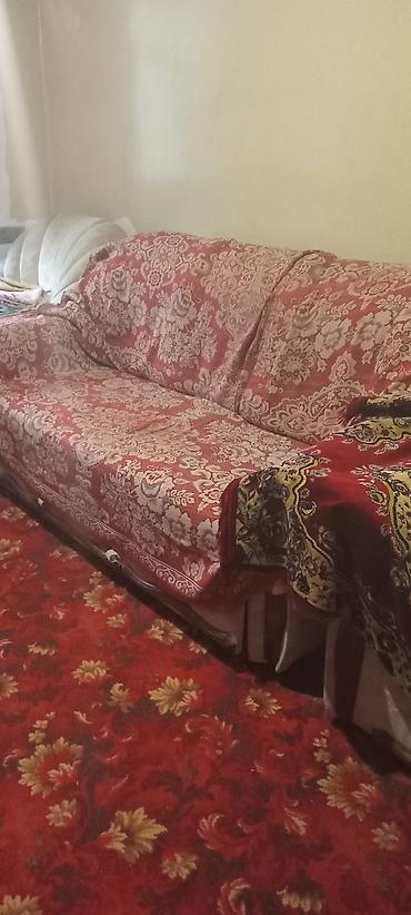 Недвижимость: 3 otaqlı mənzil – geniş və işıqlı plan Xüsusiyyətlər: - 3 ayrı otaq — 5