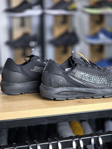 Women's Sneakers and athletic shoes: Кроссовки Under Armour HOVR Storm в черном цвете. Модель оснащена — 3