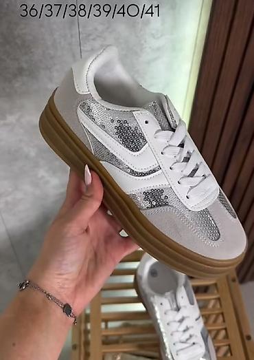 nike 2400: Ženske patike – više modela i boja

Brojevi
36-41
Cena 2550 din
OR💥 — 3