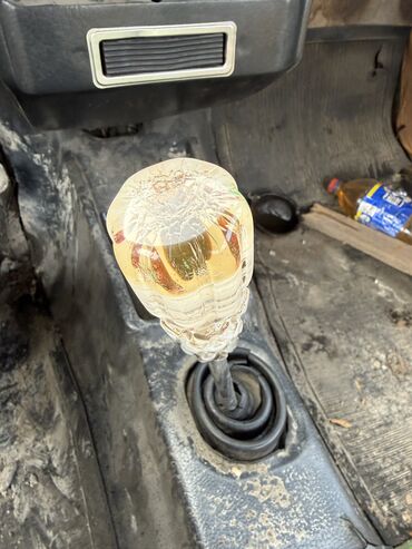 Москвич: Москвич 412: 1980 г., Механика, Бензин, Седан — 12