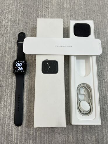 накидки чехлы: Продаю Apple Watch 5 44 MM Состояние хорошее, все функции работают ЭКГ
