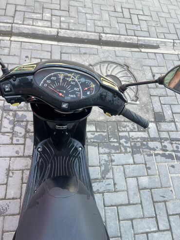 Скутеры: Тип скутера Honda, 50 куб. см, Бензин, Б/у, В рассрочку — 15