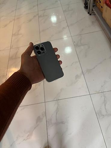 ps4 aliram: IPhone 13 Pro, 256 GB — 1