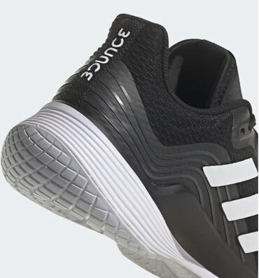 Кроссовки и спортивная обувь: ADIDAS. Волейбольная обувь NovaFlight Activewear.Дотянись до небес, но — 10