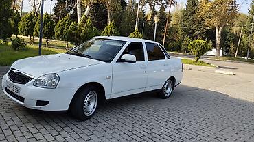 VAZ (LADA): VAZ (LADA) Priora: 1.6 l | 2017 il 143000 km Sedan — 4