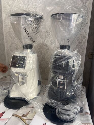 кофемашина delonghi капучино: Кофе кайнаткыч, кофе машина, Жаңы, Акысыз жеткирүү lalafo.kg да кофемашина delonghi капучино: Кофе кайнаткыч, кофе машина, Жаңы, Акысыз жеткирүү